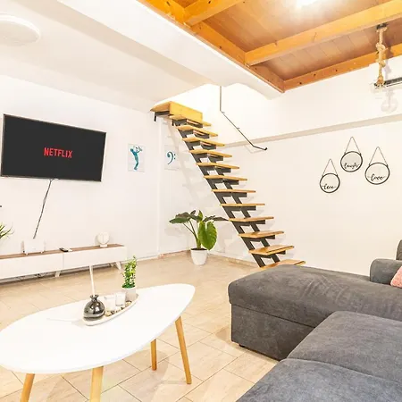 Apartment New Loft In The Heart Of Center